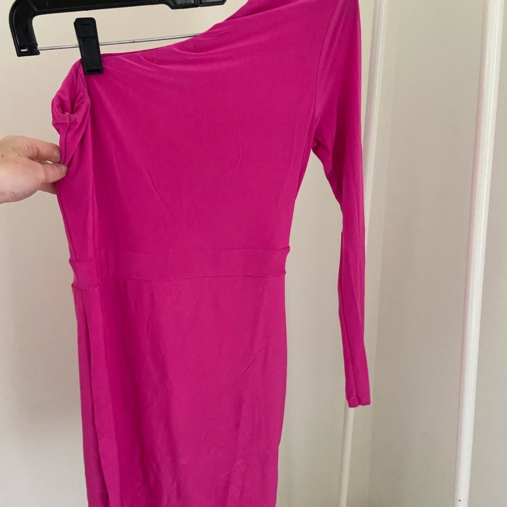 Dress - Picture 4 of 4
